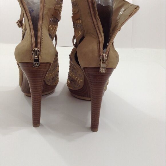 BCBGMAXAZRIA WEST2 Peek Toe Ankle Bootie Sandals - Picture 3 of 8